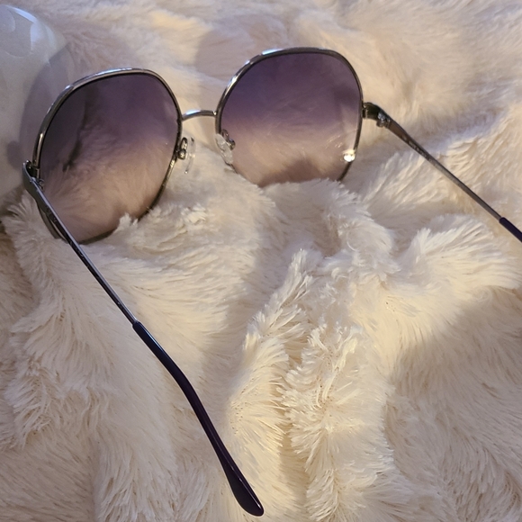 Emilio Pucci EP130S Sunglasses - Picture 7 of 9